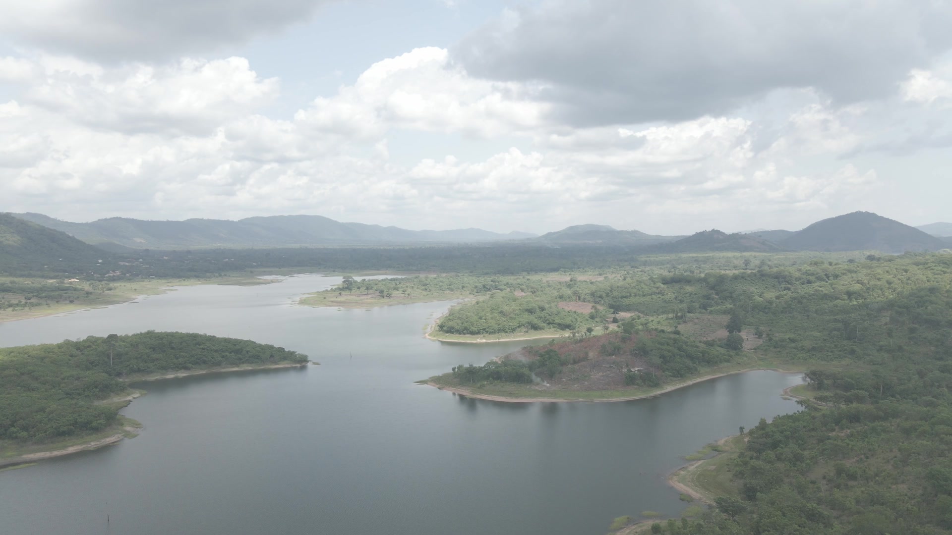 Lake Volta Landscape Scenery Clear Skies Hills Mountains Scene 2