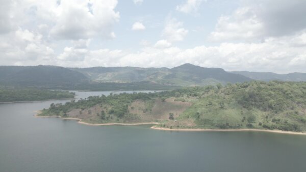 Lake Volta Landscape Scenery Clear Skies Hills Mountains