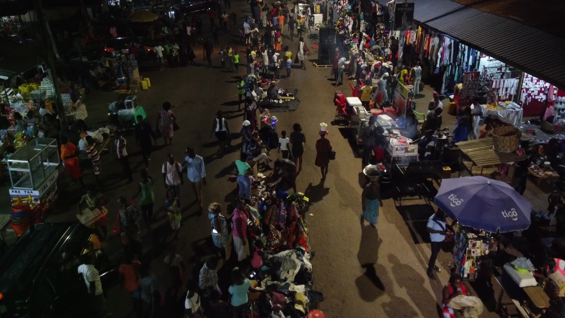 Koforidua Night Street Market Crowded Traders Busy