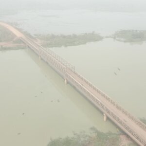 Damanko Bridge Oti River Orbit Wide Shot 360 Full