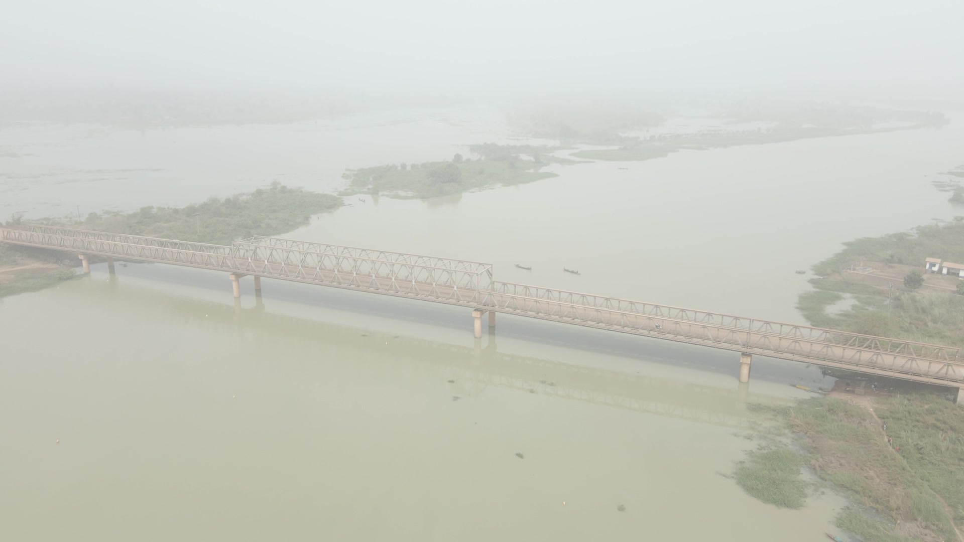 Damanko Bridge Oti River Orbit Wide Shot Orbit Arc