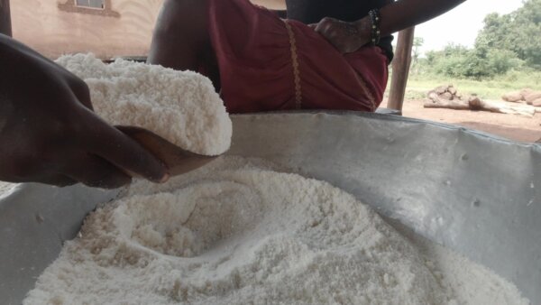 Gari In Pan On Fire Stir