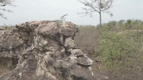 Sesiamang Arc Rock Side To Side View