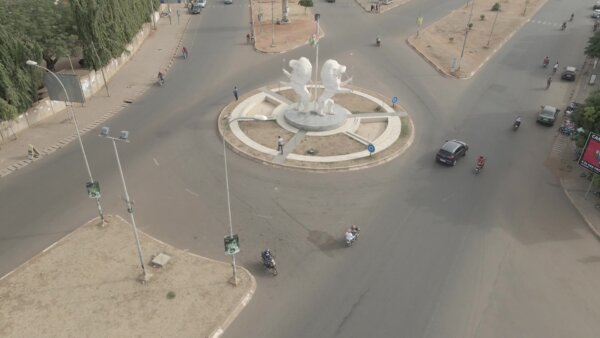 Carrefour Des Deux Lions Lome Togo Press In Shot