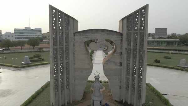 Independence Monument Rise Top Down View Close Up